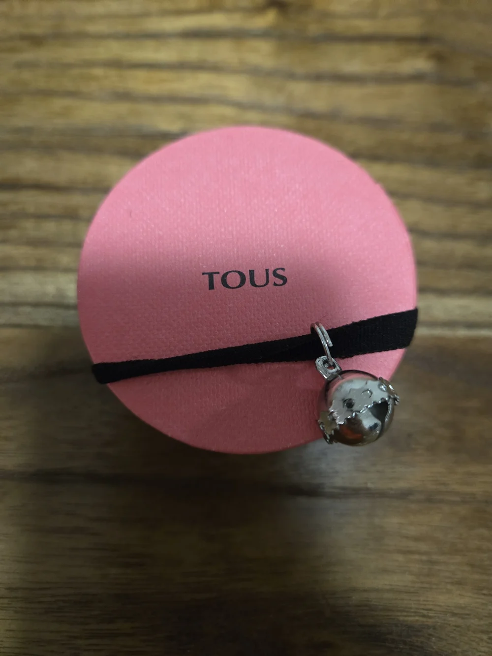 Tous gold tone